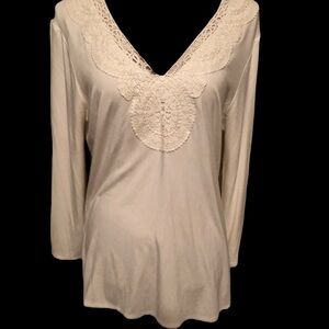 Daniel Rainn v neck white top with crochet, lg